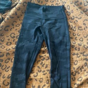 Lululemon leggings. Barely worn. I think they’re the wunder train. 7/8 length